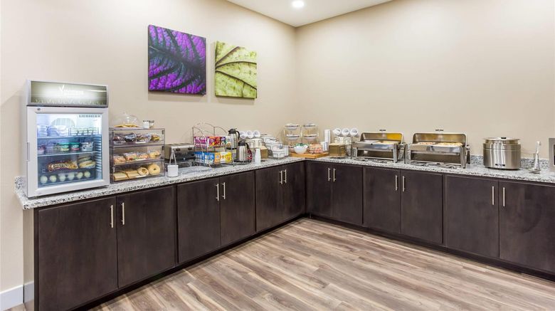 <b>MainStay Suites Logan Restaurant</b>. Images powered by <a href="https://iceportal.shijigroup.com/" title="IcePortal" target="_blank">IcePortal</a>.