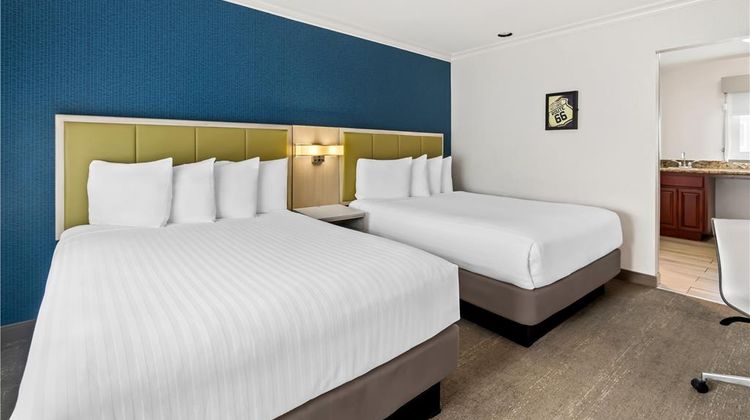 SureStay by Best Western Santa Monica Room