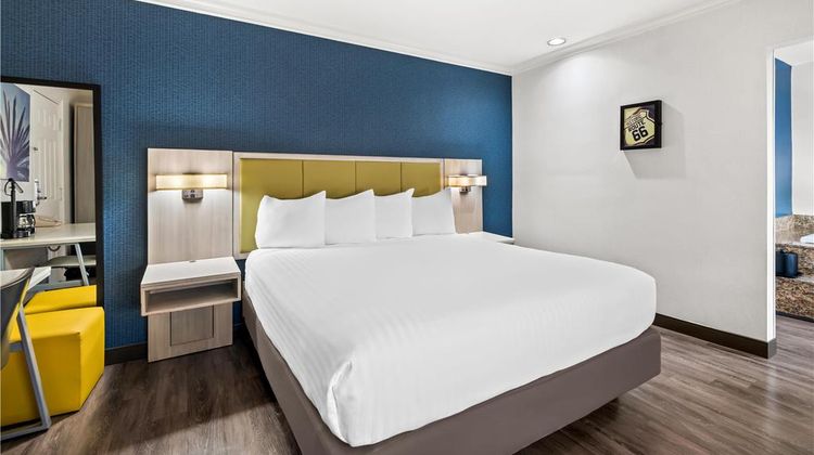SureStay by Best Western Santa Monica Spa