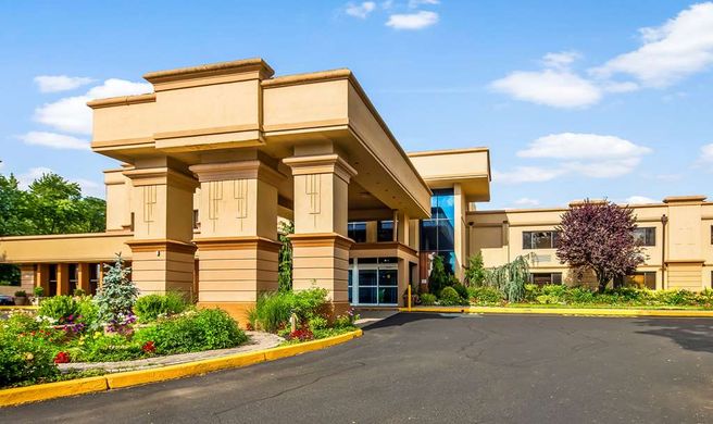 Baymont by Wyndham Pompton Plains Exterior
