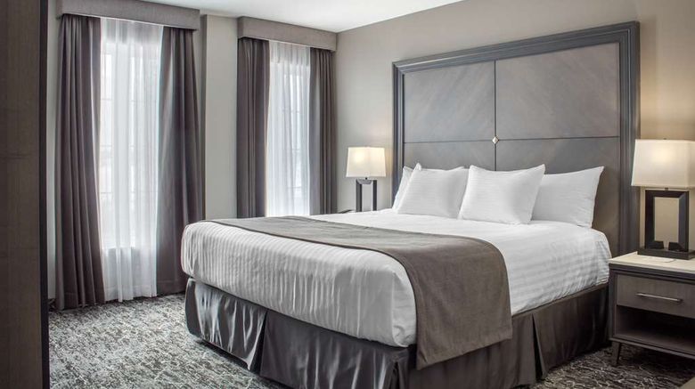 <b>Chateau Moncton, a Trademark Hotel Room</b>. Images powered by <a href="https://iceportal.shijigroup.com/" title="IcePortal" target="_blank">IcePortal</a>.