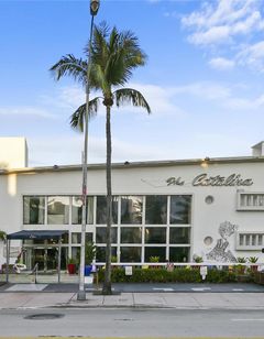 Catalina Hotel & Beach Club