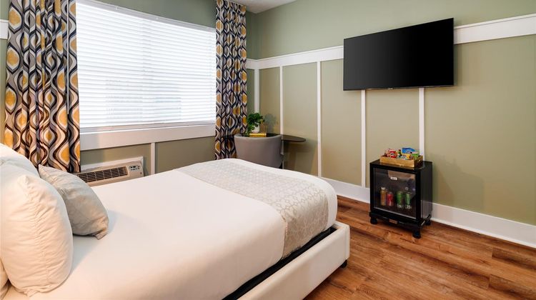 Catalina Hotel & Beach Club Room