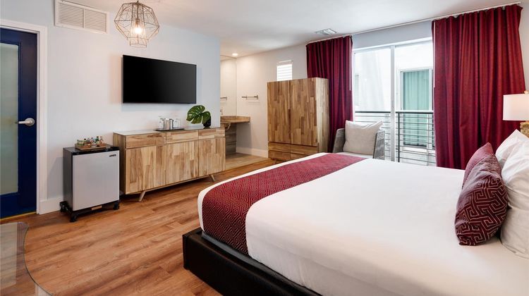 Catalina Hotel & Beach Club Room