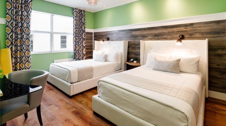 <b>Catalina Hotel & Beach Club Room</b>. Images powered by <a href="https://iceportal.shijigroup.com/" title="IcePortal" target="_blank">IcePortal</a>.