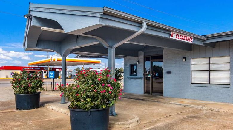 <b>Rodeway Inn Nashville Exterior</b>. Images powered by <a href="https://iceportal.shijigroup.com/" title="IcePortal" target="_blank">IcePortal</a>.