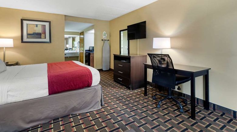 <b>SureStay by Best Western Lenoir City Suite</b>. Images powered by <a href="https://iceportal.shijigroup.com/" title="IcePortal" target="_blank">IcePortal</a>.