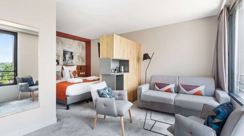 <b>Best Western Dijon Quetigny Room</b>. Images powered by <a href="https://iceportal.shijigroup.com/" title="IcePortal" target="_blank">IcePortal</a>.
