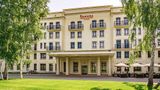 Ramada Hotel/Suites Novosibirsk Zhukovka Exterior
