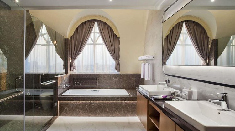 Mercure Jakarta Batavia Suite