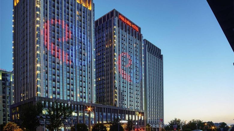 <b>Novotel Guiyang Panjiang Exterior</b>. Images powered by <a href="https://iceportal.shijigroup.com/" title="IcePortal" target="_blank">IcePortal</a>.