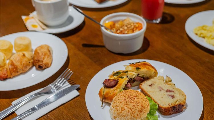 Ibis Styles Belem Batista Campos Restaurant