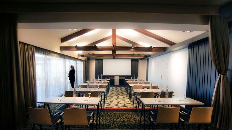<b>Les Tresoms Lake and Spa Resort Annecy Meeting</b>. Images powered by <a href="https://iceportal.shijigroup.com/" title="IcePortal" target="_blank">IcePortal</a>.