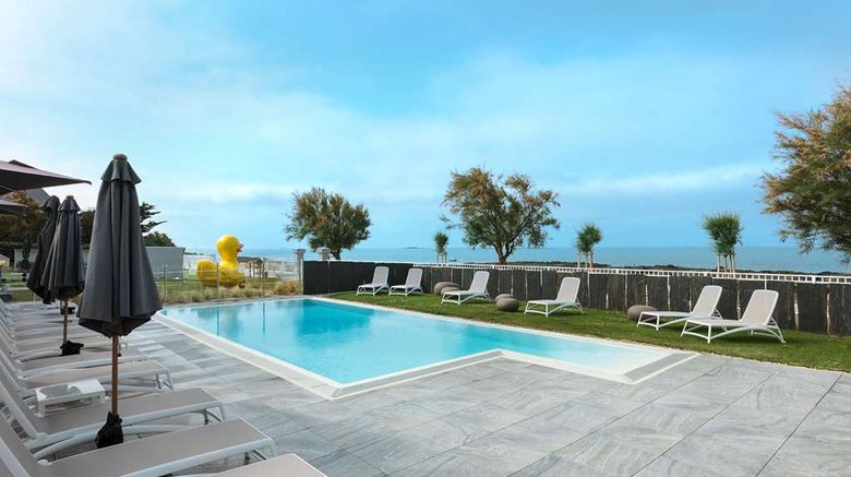 <b>Chateau des Tourelles Thalasso Pool</b>. Images powered by <a href="https://iceportal.shijigroup.com/" title="IcePortal" target="_blank">IcePortal</a>.