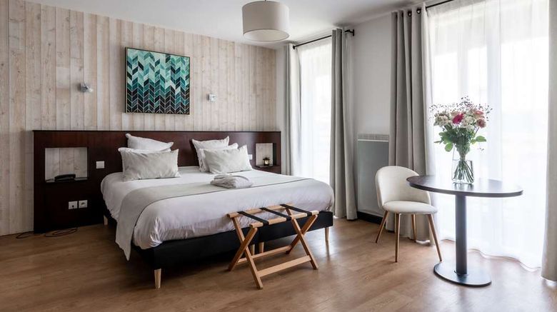<b>Domaine de Cice-Blossac Golf Resort/Spa Room</b>. Images powered by <a href="https://iceportal.shijigroup.com/" title="IcePortal" target="_blank">IcePortal</a>.