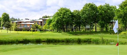 Domaine de Cice-Blossac Golf Resort/Spa Exterior