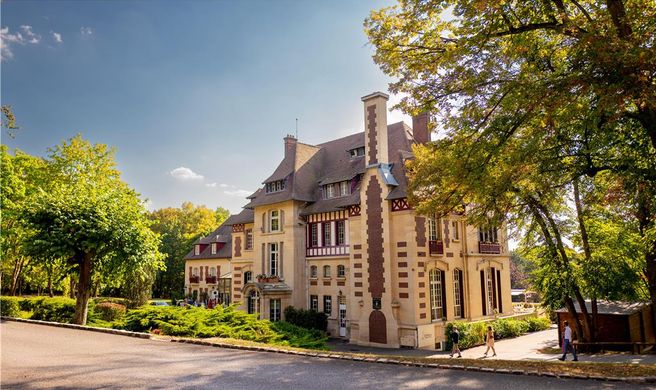 Chateau de la Tour Exterior