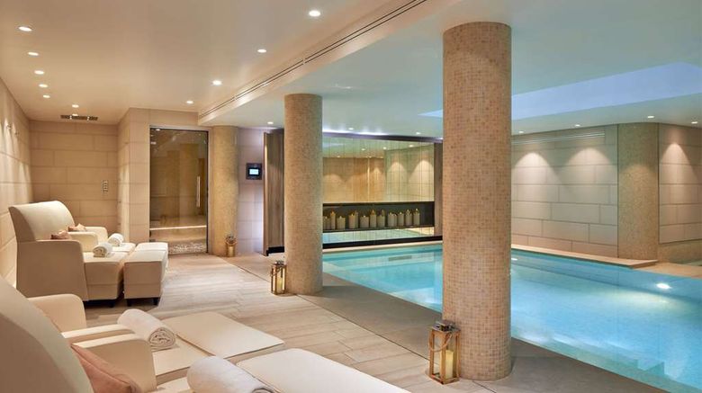 <b>Maison Albar Hotels Le Pont-Neuf Pool</b>. Images powered by <a href="https://iceportal.shijigroup.com/" title="IcePortal" target="_blank">IcePortal</a>.