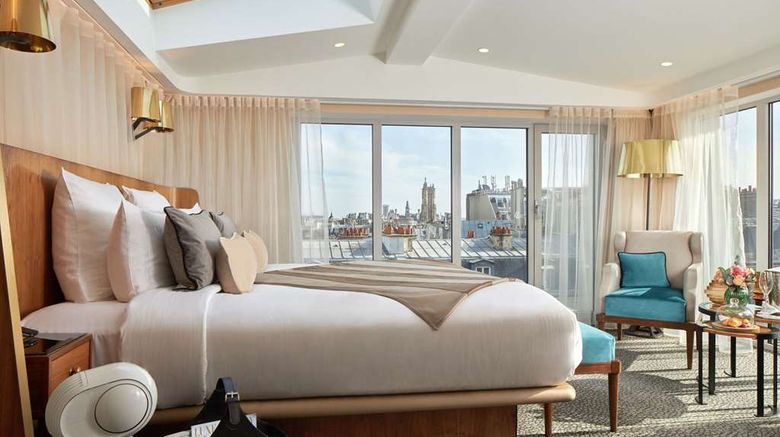 <b>Maison Albar Hotels Le Pont-Neuf Suite</b>. Images powered by <a href="https://iceportal.shijigroup.com/" title="IcePortal" target="_blank">IcePortal</a>.