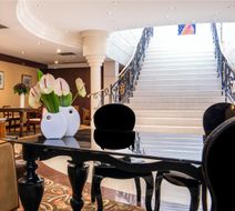 Hotel Aston La Scala Lobby