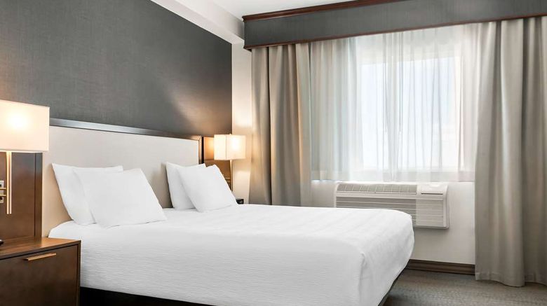 <b>Best Western Plus Morden Suite</b>. Images powered by <a href="https://iceportal.shijigroup.com/" title="IcePortal" target="_blank">IcePortal</a>.
