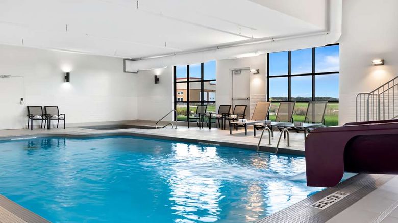 <b>Best Western Plus Morden Pool</b>. Images powered by <a href="https://iceportal.shijigroup.com/" title="IcePortal" target="_blank">IcePortal</a>.