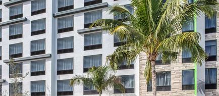 Wyndham Garden FLL Airport & Cruise Port Exterior