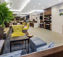 Wyndham Garden FLL Airport & Cruise Port Lobby