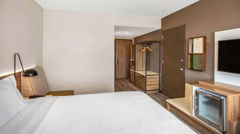 <b>Wyndham Garden FLL Airport & Cruise Port Room</b>. Images powered by <a href="https://iceportal.shijigroup.com/" title="IcePortal" target="_blank">IcePortal</a>.