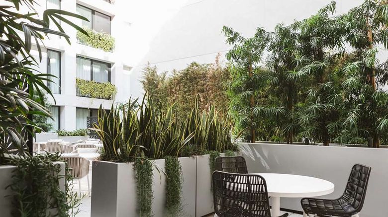 <b>The Godfrey Hotel Hollywood Exterior</b>. Images powered by <a href="https://iceportal.shijigroup.com/" title="IcePortal" target="_blank">IcePortal</a>.