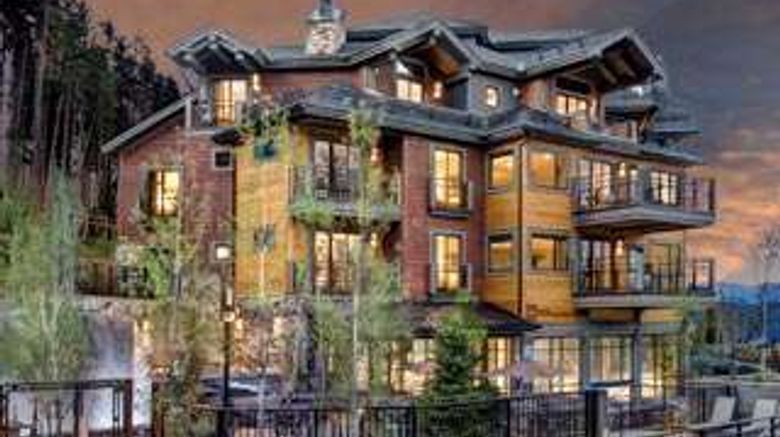 Grand Colorado on Peak 8 Exterior. Images powered by <a href="https://iceportal.shijigroup.com" target="_blank" rel="noopener">Ice Portal</a>.
