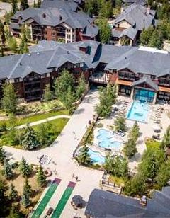 Grand Timber Lodge