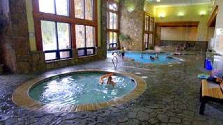 <b>Grand Timber Lodge Pool</b>. Images powered by <a href="https://iceportal.shijigroup.com/" title="IcePortal" target="_blank">IcePortal</a>.