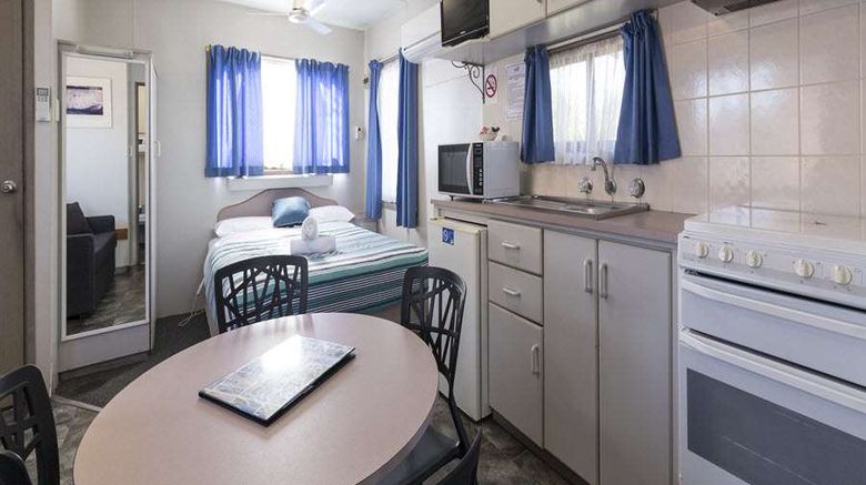 <b>BIG4 Albury Tourist Park Suite</b>. Images powered by <a href="https://iceportal.shijigroup.com/" title="IcePortal" target="_blank">IcePortal</a>.