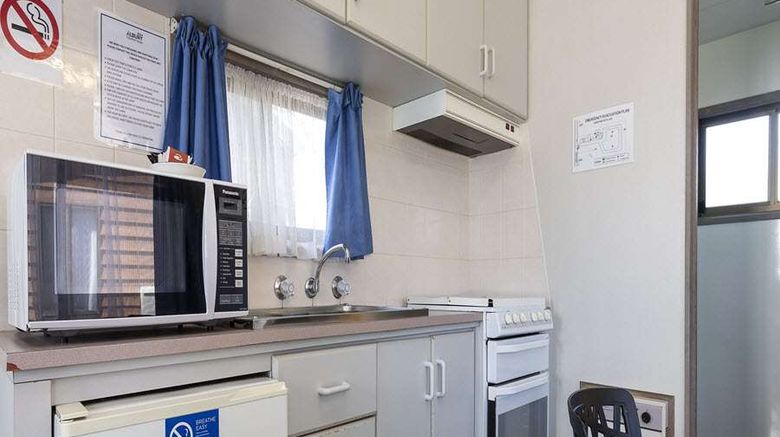 <b>BIG4 Albury Tourist Park Suite</b>. Images powered by <a href="https://iceportal.shijigroup.com/" title="IcePortal" target="_blank">IcePortal</a>.