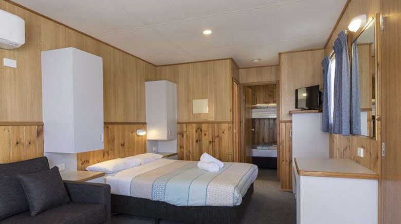 <b>BIG4 Albury Tourist Park Suite</b>. Images powered by <a href="https://iceportal.shijigroup.com/" title="IcePortal" target="_blank">IcePortal</a>.