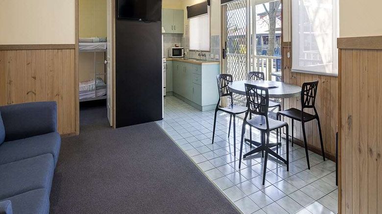 <b>BIG4 Albury Tourist Park Suite</b>. Images powered by <a href="https://iceportal.shijigroup.com/" title="IcePortal" target="_blank">IcePortal</a>.