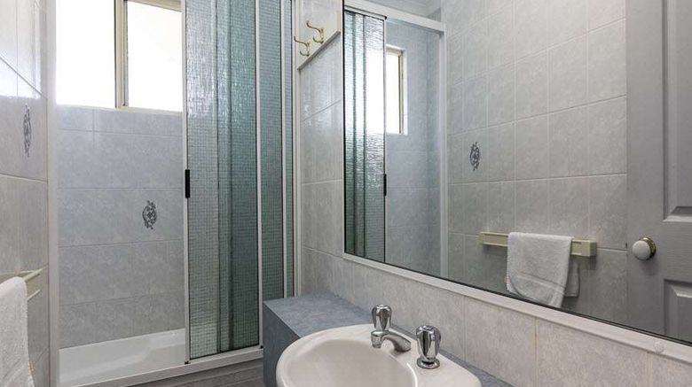 <b>BIG4 Albury Tourist Park Suite</b>. Images powered by <a href="https://iceportal.shijigroup.com/" title="IcePortal" target="_blank">IcePortal</a>.