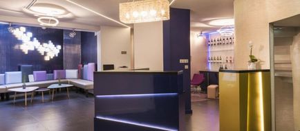 Le Bon Hotel Room