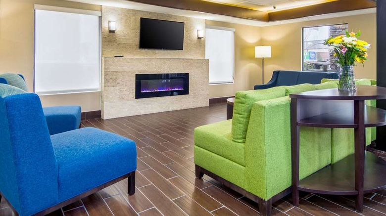 <b>Comfort Inn Acworth Lobby</b>. Images powered by <a href="https://iceportal.shijigroup.com/" title="IcePortal" target="_blank">IcePortal</a>.