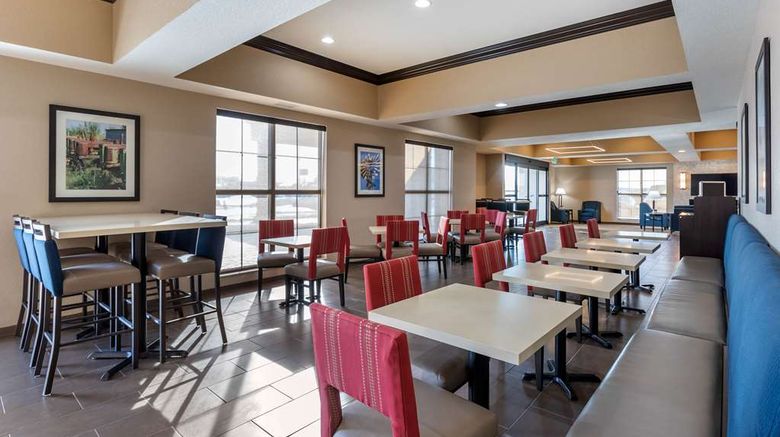 <b>Comfort Inn & Suites Cedar Rapids Restaurant</b>. Images powered by <a href="https://iceportal.shijigroup.com/" title="IcePortal" target="_blank">IcePortal</a>.