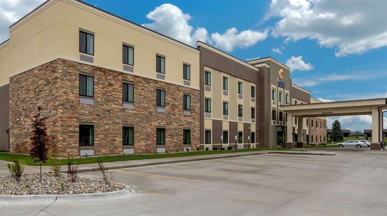 <b>Comfort Inn & Suites ISU Exterior</b>. Images powered by <a href="https://iceportal.shijigroup.com/" title="IcePortal" target="_blank">IcePortal</a>.