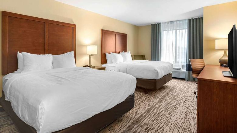 <b>Comfort Inn & Suites ISU Room</b>. Images powered by <a href="https://iceportal.shijigroup.com/" title="IcePortal" target="_blank">IcePortal</a>.