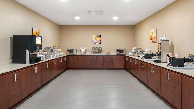 Comfort Inn & Suites ISU Restaurant