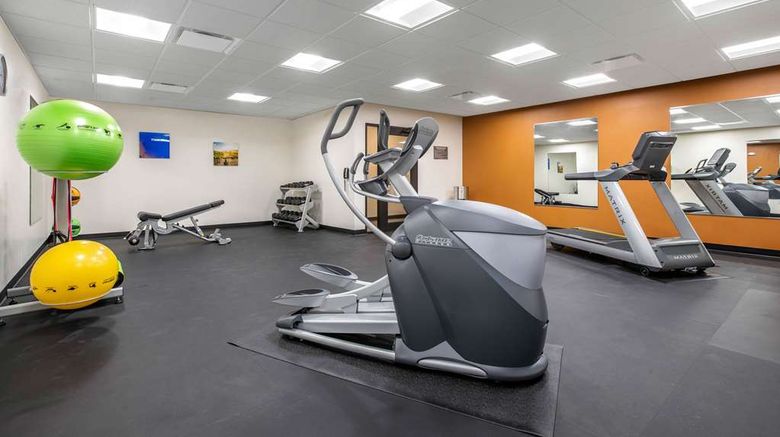<b>Comfort Inn & Suites ISU Health</b>. Images powered by <a href="https://iceportal.shijigroup.com/" title="IcePortal" target="_blank">IcePortal</a>.