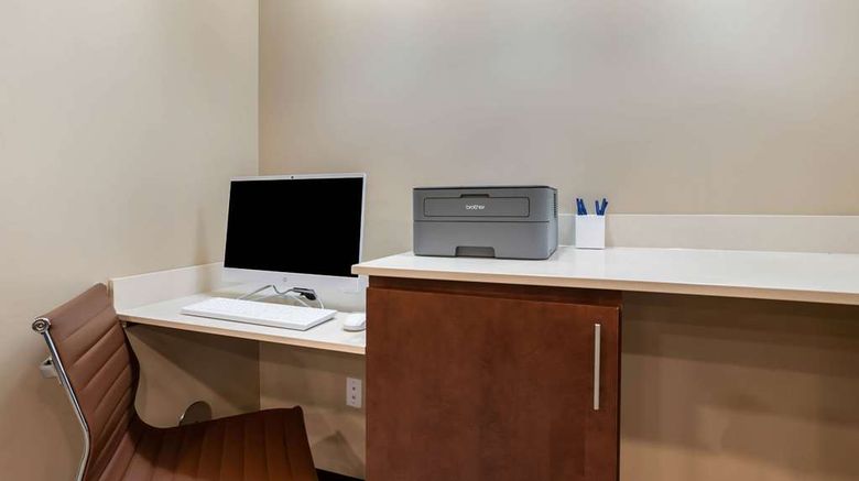 <b>Comfort Inn & Suites ISU Other</b>. Images powered by <a href="https://iceportal.shijigroup.com/" title="IcePortal" target="_blank">IcePortal</a>.
