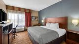 Quality Inn & Suites Lawrence Suite