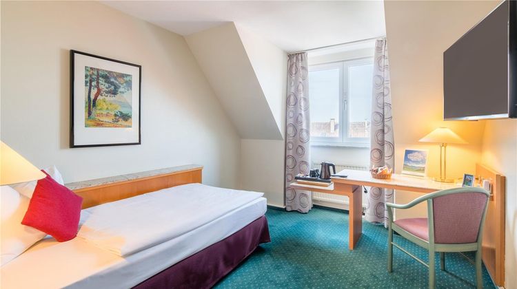 PLAZA Blankenburg Ditzingen, Sure Hotel Room