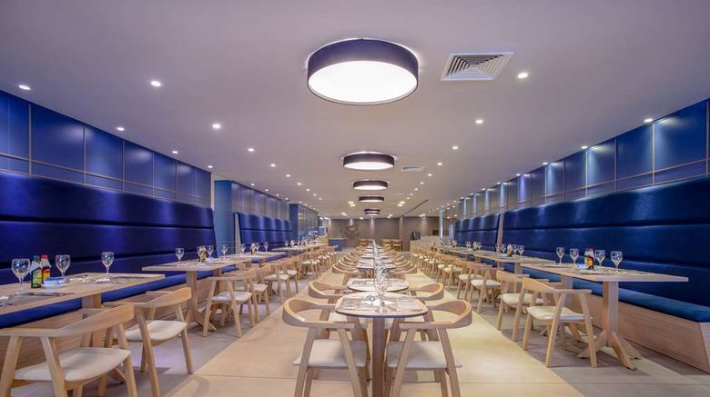 <b>Wyndham Gramado Termas Resort & Spa Restaurant</b>. Images powered by <a href="https://iceportal.shijigroup.com/" title="IcePortal" target="_blank">IcePortal</a>.