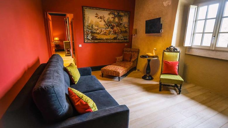 <b>Le Prieure de Boulogne Room</b>. Images powered by <a href="https://iceportal.shijigroup.com/" title="IcePortal" target="_blank">IcePortal</a>.
